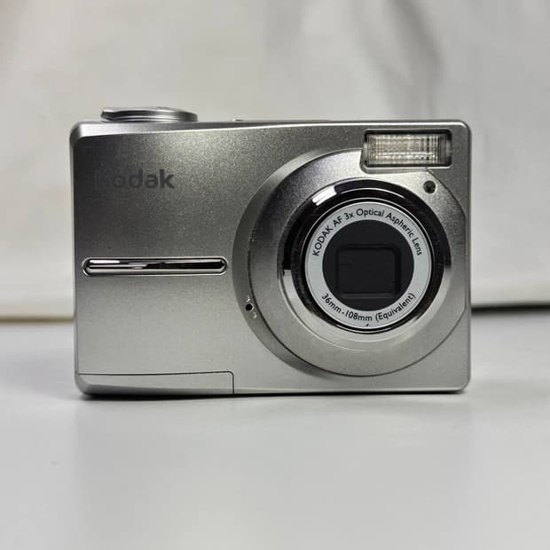 카리나pick✧･ﾟ코닥 easyshare c713 이지쉐어 디카 카메라