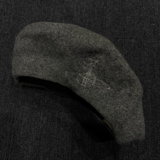 비비안웨스트우드 베레모