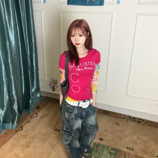 Y2k 무드 지대로••👖 매쉬 슬리브티 레이어드로 더 키치한 코디🩷