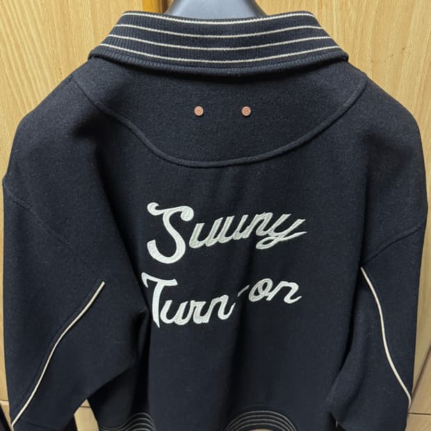 [1회착/L] Sunny Turn-on 바시티 가디건 자켓