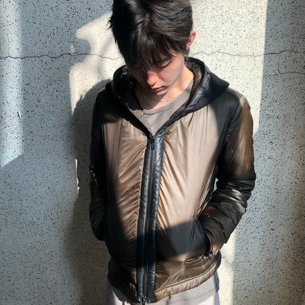 아르마니 레더 트림 푸퍼 자켓