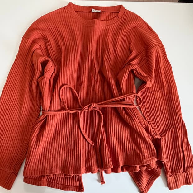 베이스레인지 쇼 롱 슬리브 오렌지 Baserange Shaw Orange