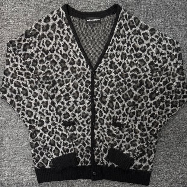 엑스트라오디너리 레오파드 가디건