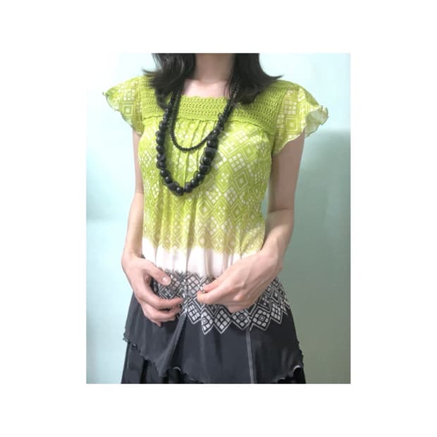 Hiroko Bis。히로코비스 히로코코시노 메쉬 티셔츠