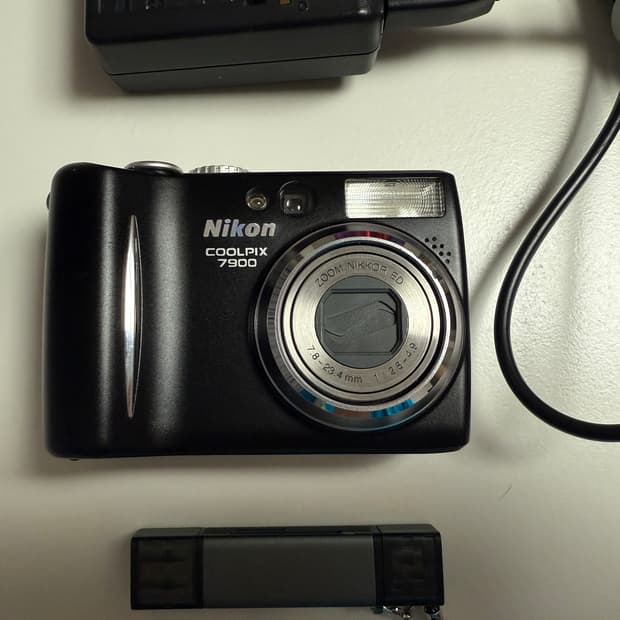 작례O,따뜻) 니콘 쿨픽스7900 Nikon coolpix 빈티지 디카