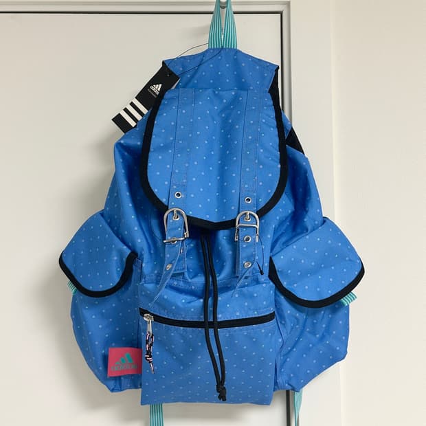 아디다스 도트 별 백팩