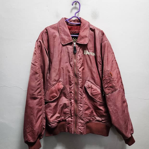 데우스 엑스 마키나 MA-1 플라이트 항공점퍼