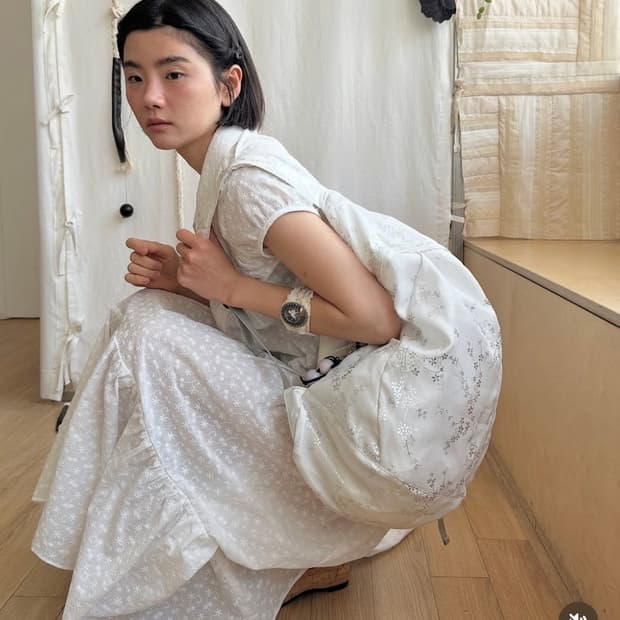 콜로신스 백팩 HATHAWAY BACKPACK WHITE FLOWER