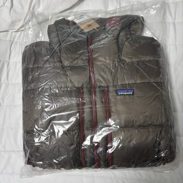 파타고니아 피츠로이 패딩 브라운 L 판매