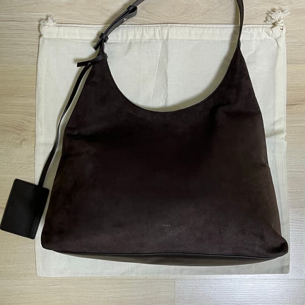 오브히 플럼 스웨이드 호보백 다크브라운