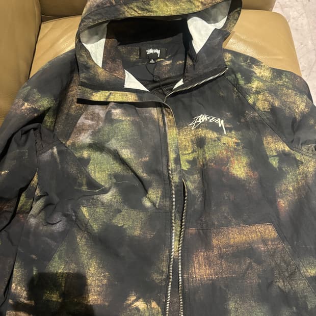 스투시 나일론 바람막이