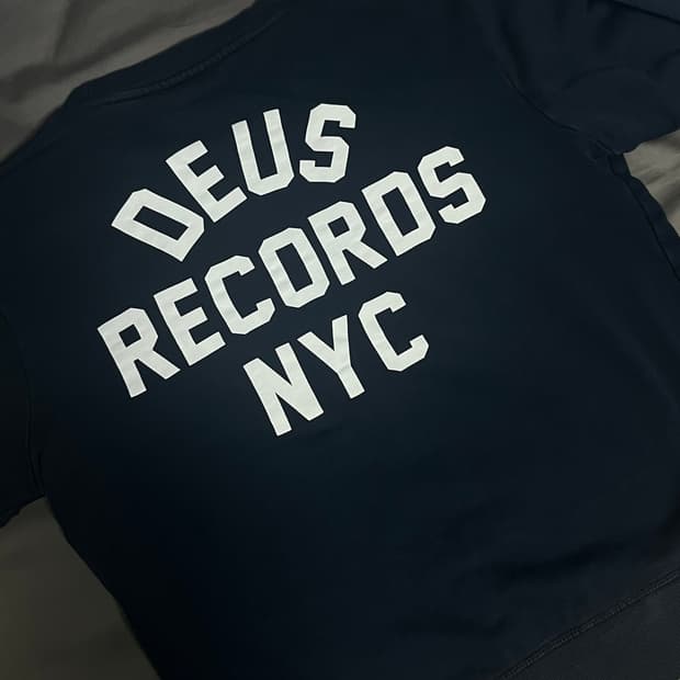 데우스 레코드 뉴욕 맨투맨