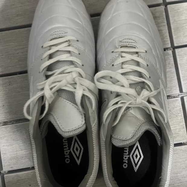 엄브로 패션 풋살화 270