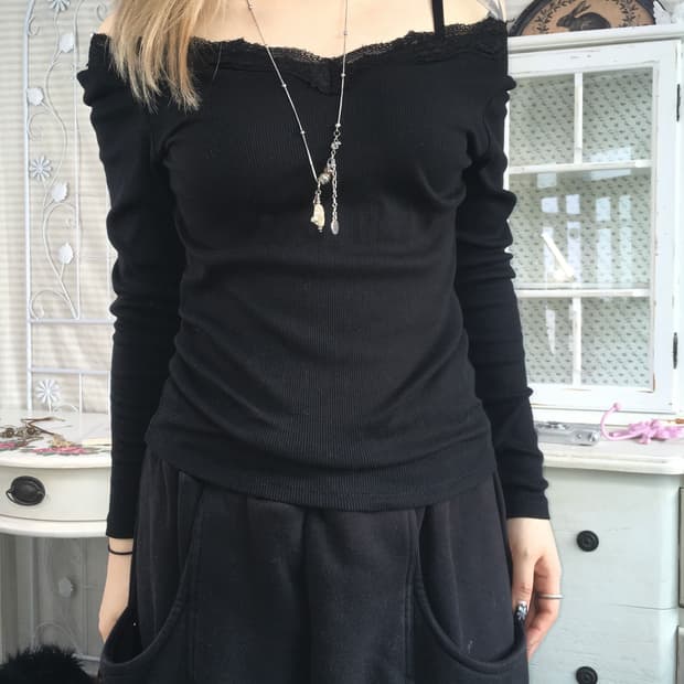 일본빈티지 블랙 레이스 슬림핏 오프숄더 롱 슬리브