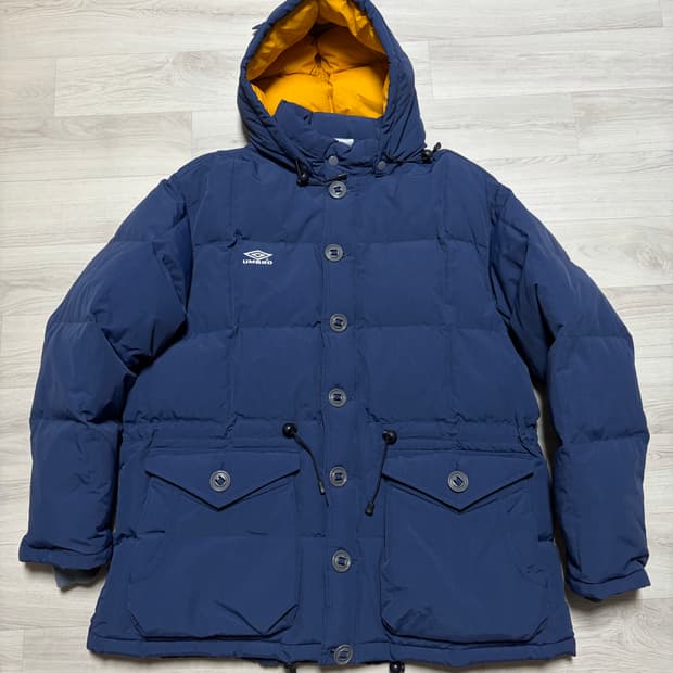 스펙테이터x엄브로 구스다운 자켓 네이비 M사이즈 판매