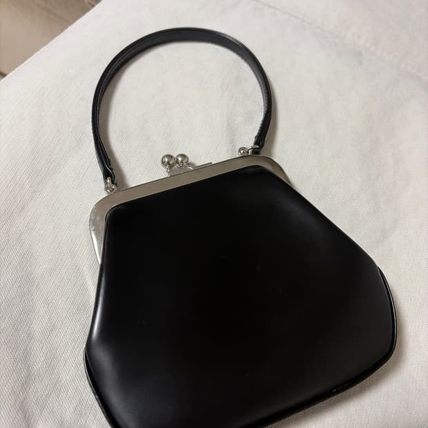 꼼데가르송 아오야마 가마구치백 