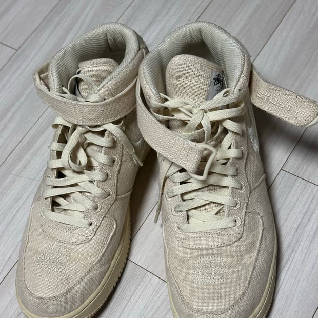 나이키 x 스투시 에어포스1 미드 포실 290