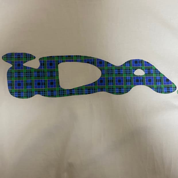 IDA LOGO TEE (GREEN PLAID)
