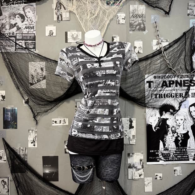 00's graphics Layered See-through sleeve