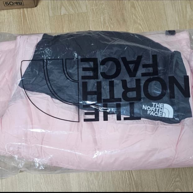 노스페이스 패딩핑크 105사이즈 새상품미개봉 