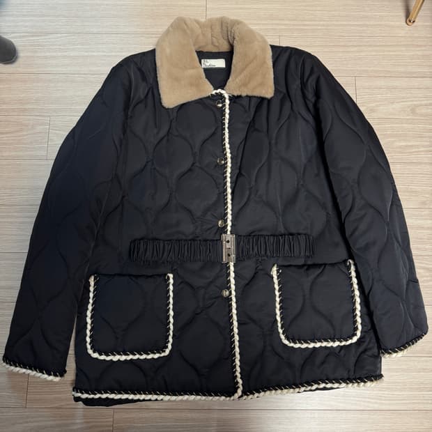 누빔 버클 자켓 샤넬느낌