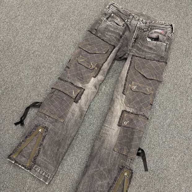 L)니콜클럽포맨 Y2K 다중 포켓 부츠컷 바지