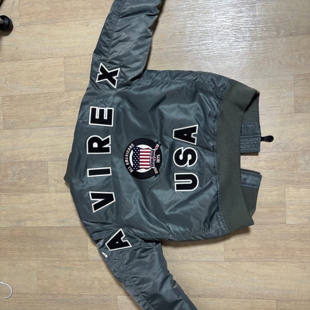 아비렉스 50주년 시그니처로고 ma1 세이지 m