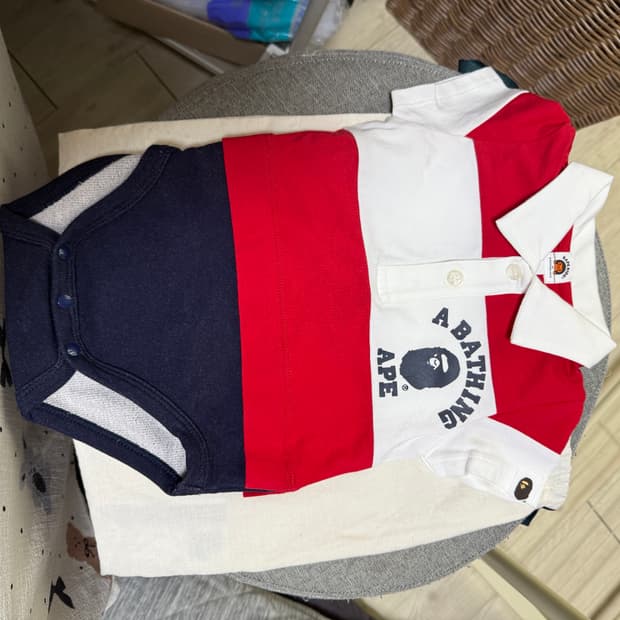 베이프 키즈 패널 스트라이프 폴로 셔츠 레이어드 바디수트
