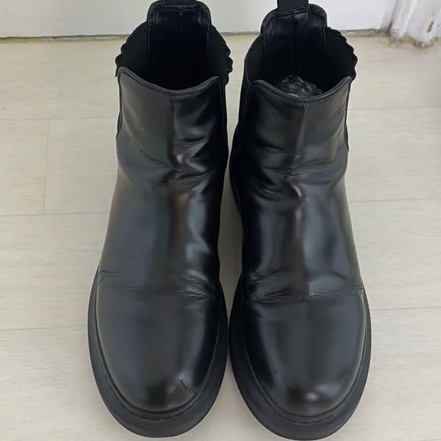 알렉산더맥퀸 첼시부츠38(245-250) 정품 