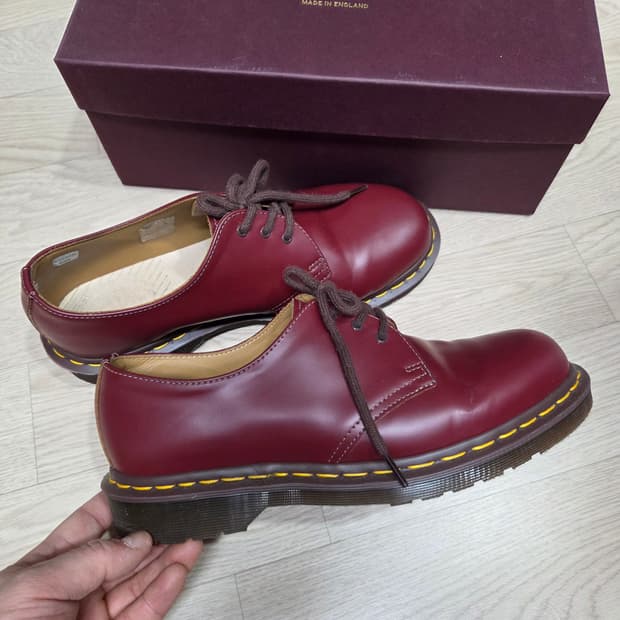 (MIE 버전)(20 분 착용)닥터마틴 mie 체리레드 270