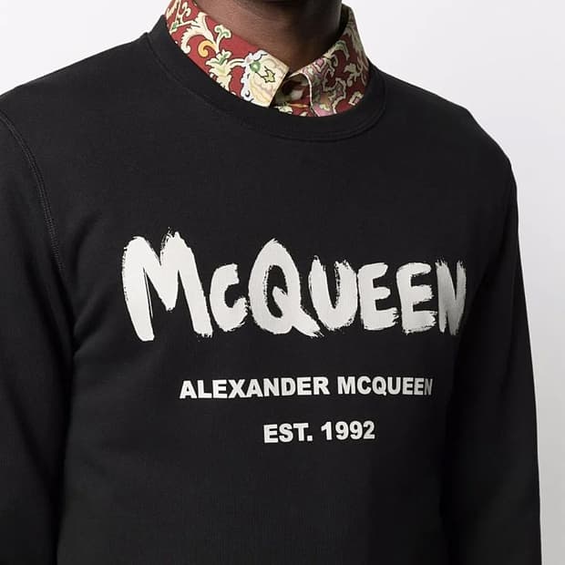 여) 알렉산더맥퀸 신형 오버 맨투맨 