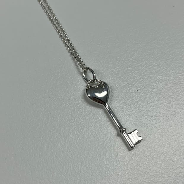 티파니앤코 다이아 하트 태그키 목걸이