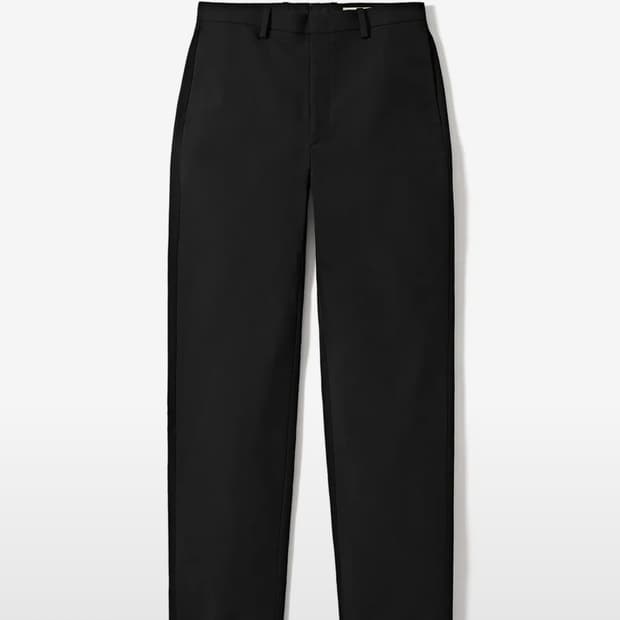 포터리 울 테이퍼드 펜츠 블랙 팝니다(British Hard Wool)