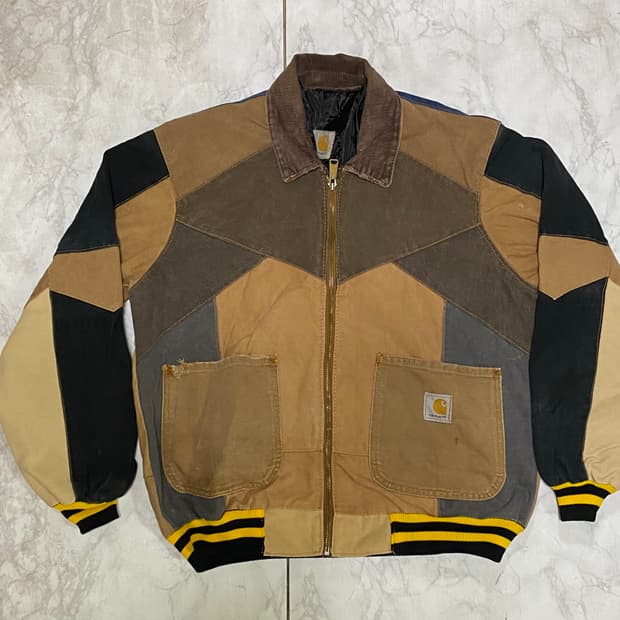 칼하트 리메이크 패치 멀티컬러 자켓 100 사이즈