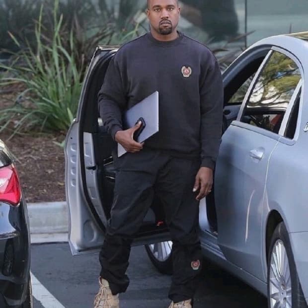 이지 시즌5 크레스트 우븐 팬츠