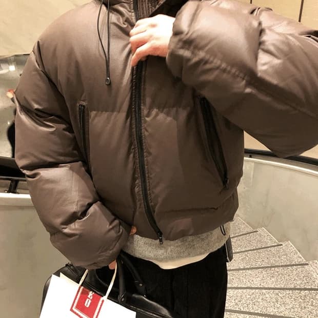 유먼트 패딩 블랙 미착용