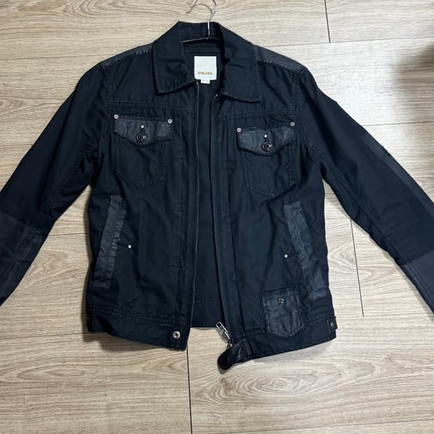 디젤 자켓팝니다