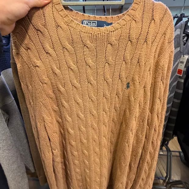 폴로 케이블 니트 브라운