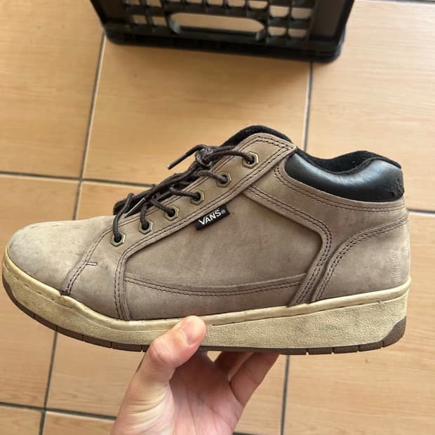 vans 반스 00's mid top shoes