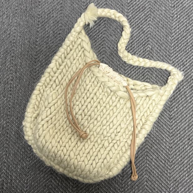 자라 니트 토트백