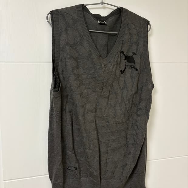 오클리 니트 베스트