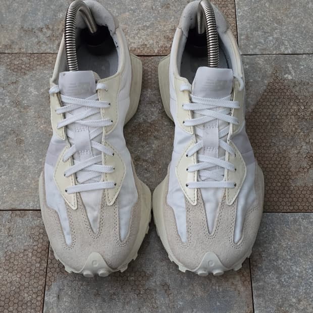 (260)뉴발란스 327 화이트 문빔