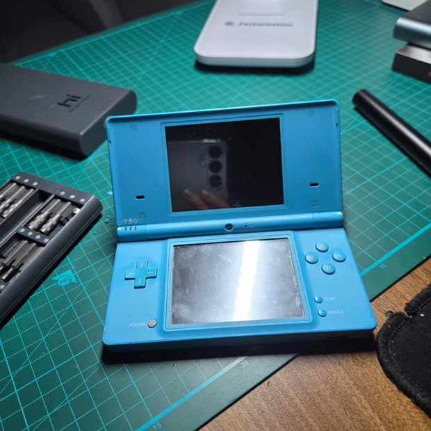 닌텐도 dsi(커펌됨)