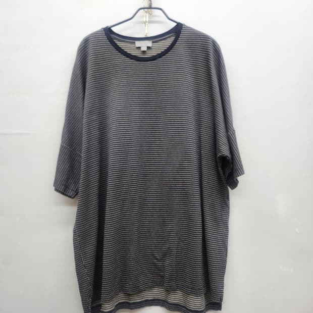 COS 코스 패턴 디테일 오버핏 반팔티 L(2XL)