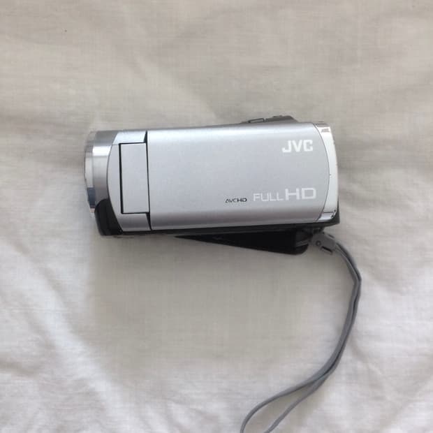JVC gz-hm133 캠코더