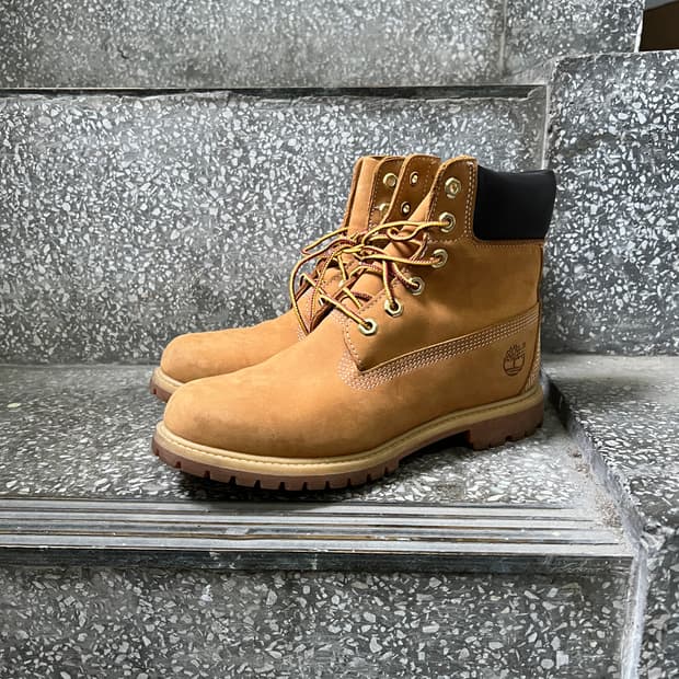 우먼스 팀버랜드 6인치 워터프루프 부츠 위트 누벅