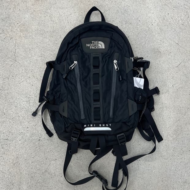 노스페이스 미니샷 백팩 / 블랙