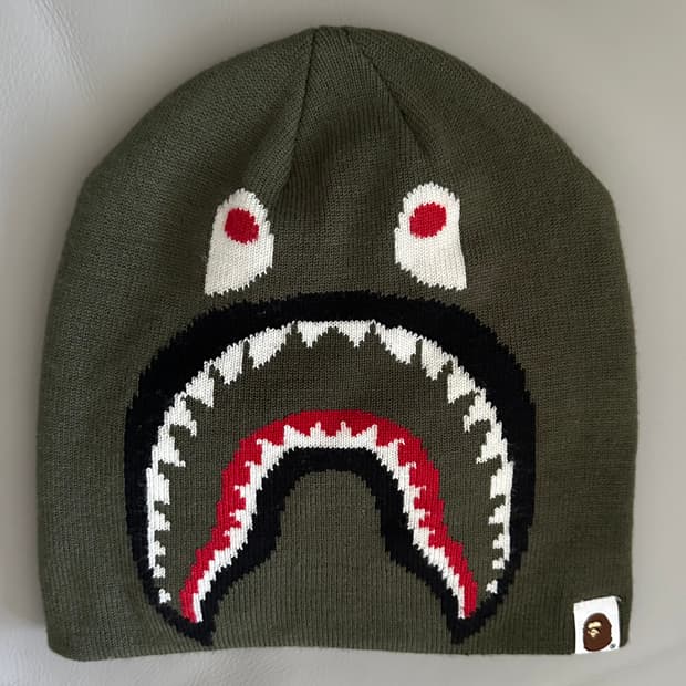 베이프 샤크비니 올리브