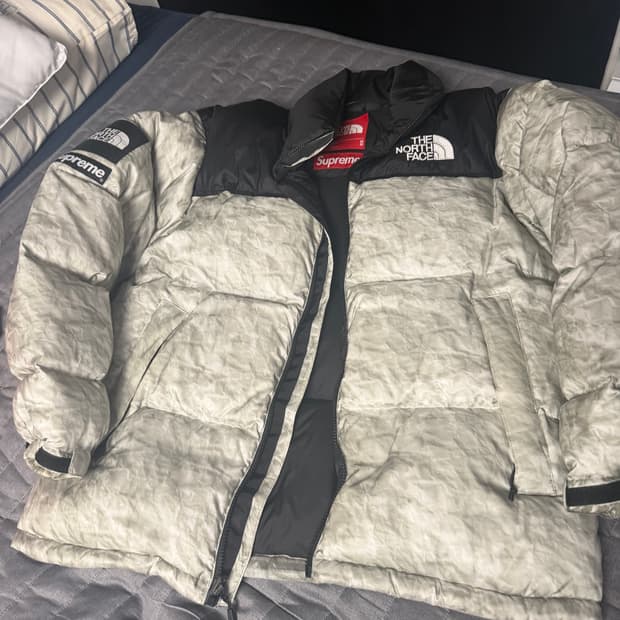 슈프림 노스페이스 눕시 M