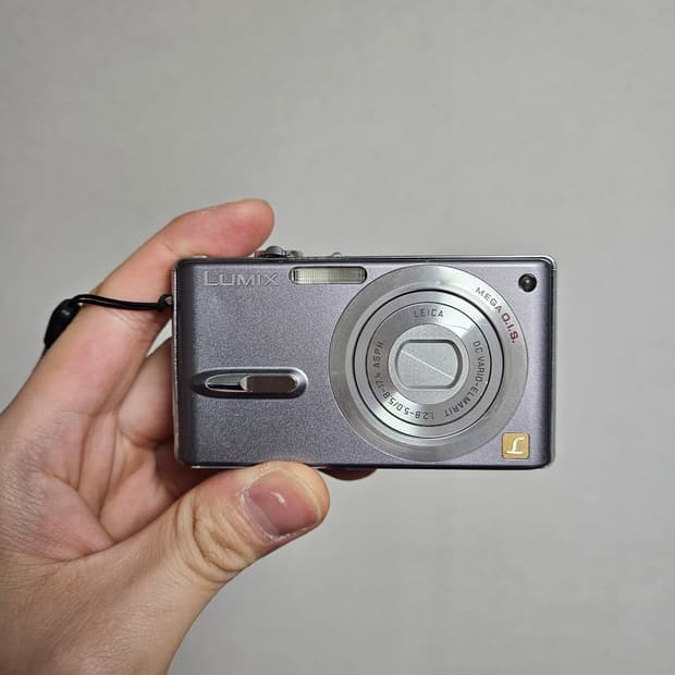 (상태 좋음) 파나소닉 루믹스 DMC-FX9 디카 디지털카메라